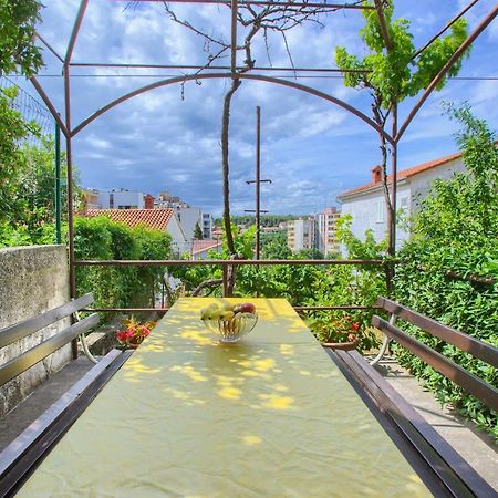 Apartman Paola Pula Buitenkant foto