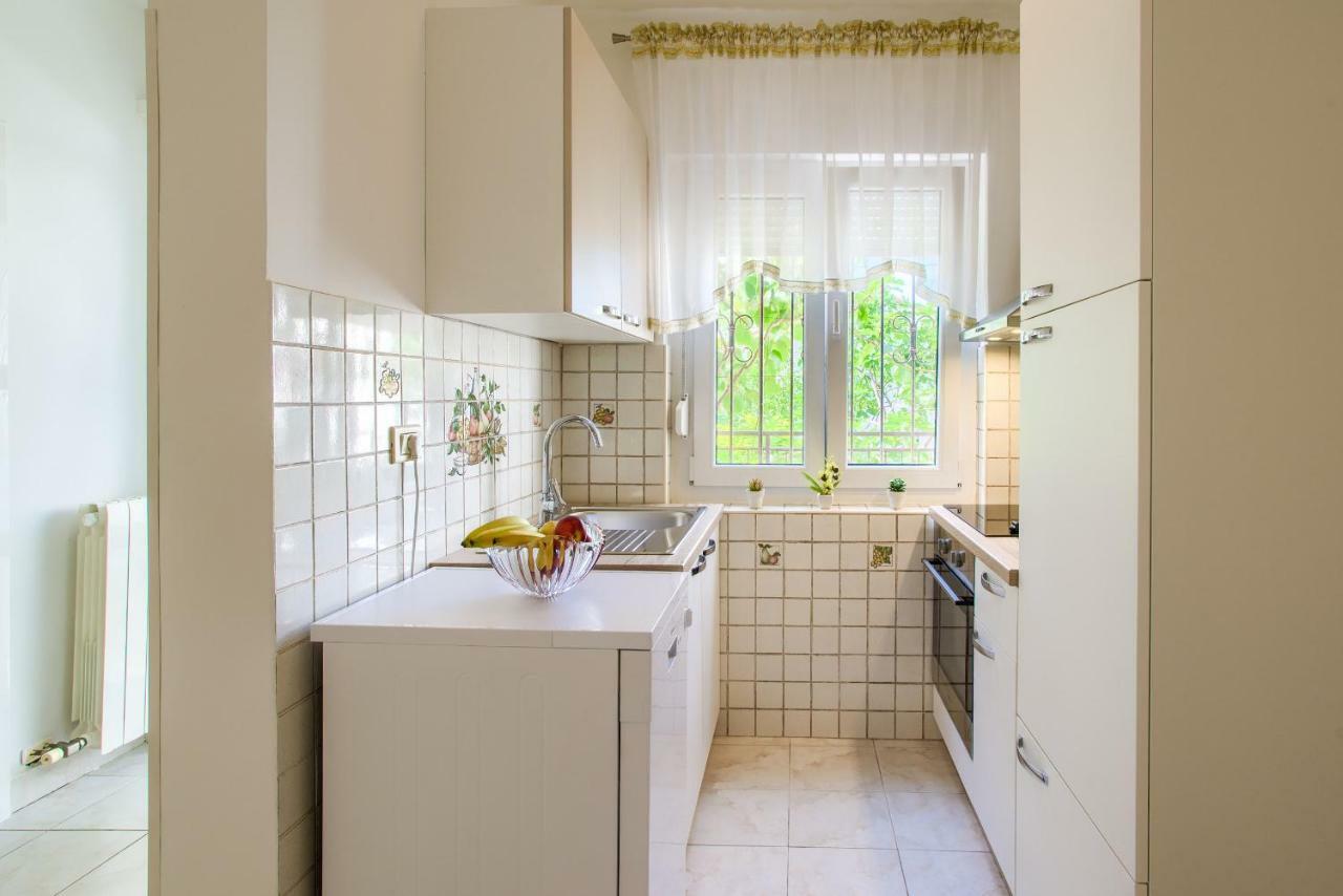 Apartman Paola Pula Buitenkant foto