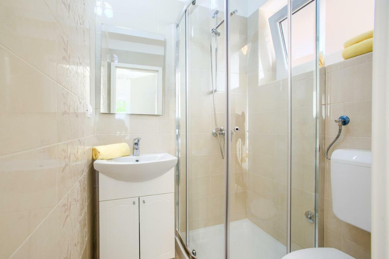 Apartman Paola Pula Buitenkant foto